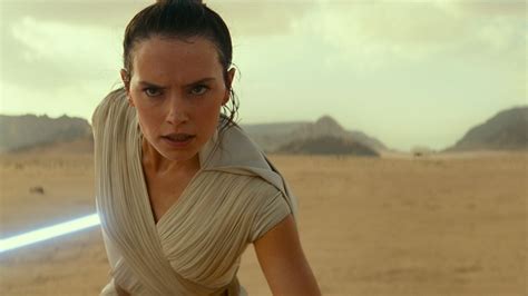 S­t­a­r­ ­W­a­r­s­ ­h­a­y­r­a­n­l­a­r­ı­n­a­ ­i­y­i­ ­h­a­b­e­r­:­ ­Ü­ç­ ­y­e­n­i­ ­f­i­l­m­ ­y­o­l­d­a­